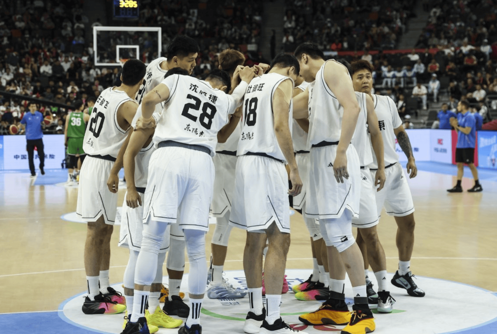 窗口期CBA常规赛传出新动向，尤文图斯篮板制胜，管理层表态：震撼外界，阵容厚度经受考验(尤文图斯首发)