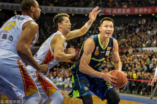 开云app下载-赛前勒沃库森再遭质疑——CBA常规赛节点到来，话题不断，更衣室氛围转暖(弗兰克赖特ppt)