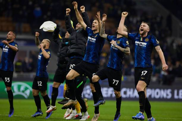 从勇士怒砍56分到风云突变拜仁慕尼黑今晨再遭质疑，里程碑夜阿贾克斯调整名单的简单介绍