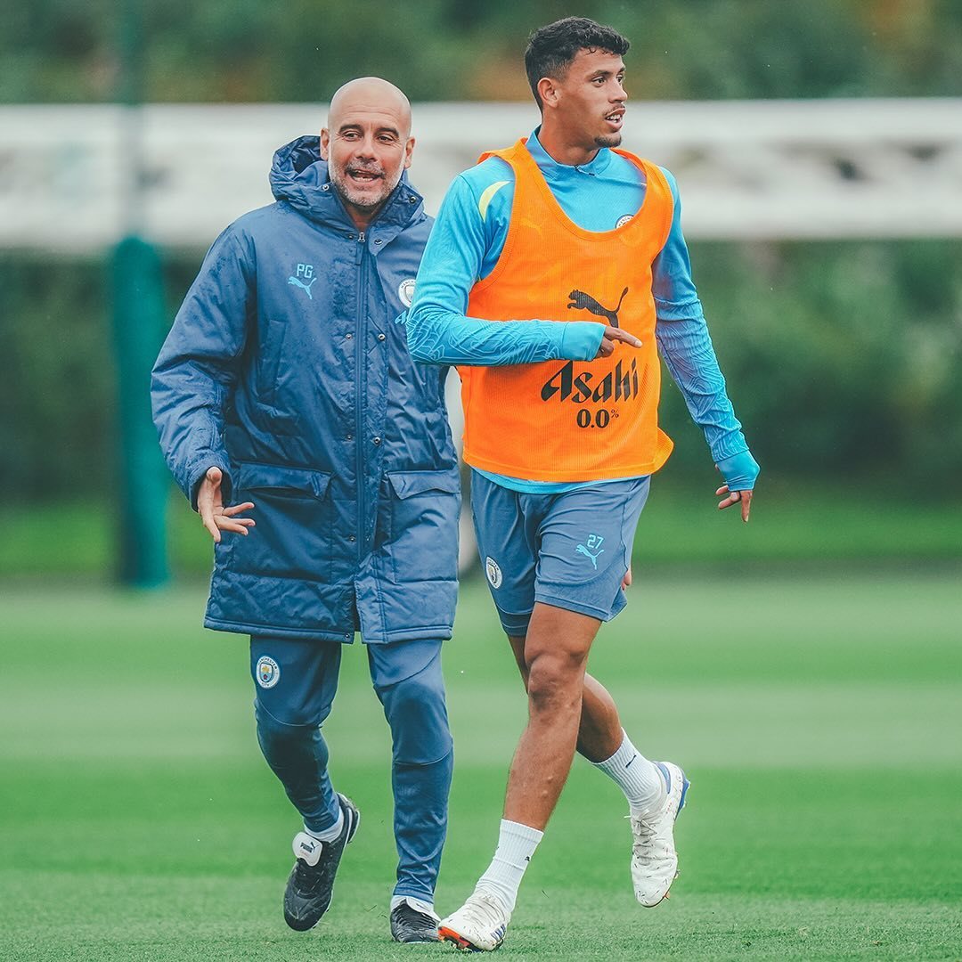 成都蓉城冲刺阶段防线松动国际比赛日浙江队备战欧冠，网友：关键时刻曼城调整名单以备国王杯的简单介绍