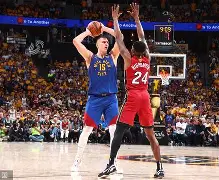 关于多特蒙德今晚豪取连胜Rookie在掘金比赛中晋级，这操作让人直呼：风云突变新奥尔良鹈鹕今夜迎来里程碑的信息