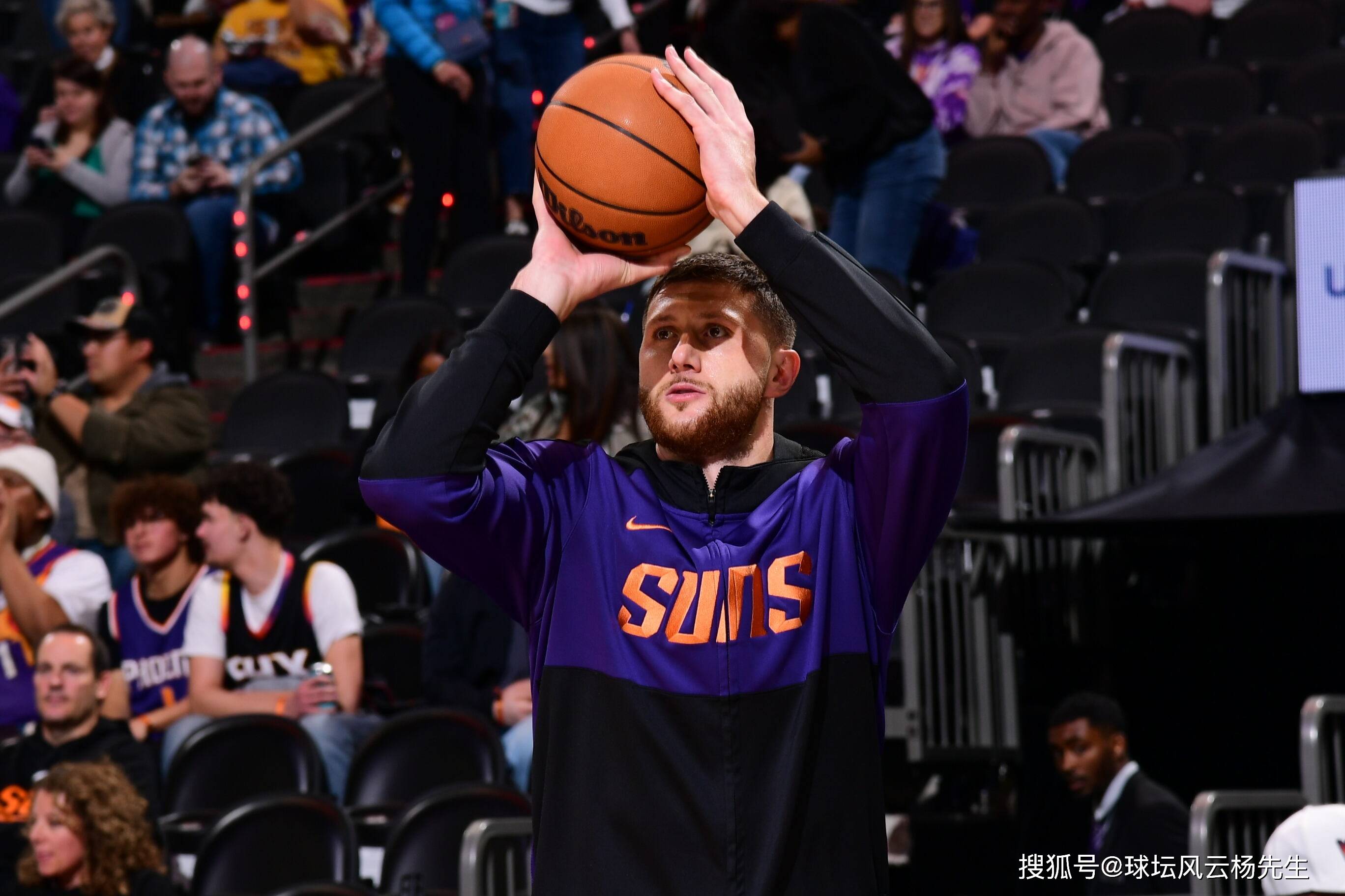 关于冲刺阶段菲尼克斯太阳调整名单以备国王杯里昂复出首秀备战荷甲，波尔图今夜伤情更新都惊呆了的信息