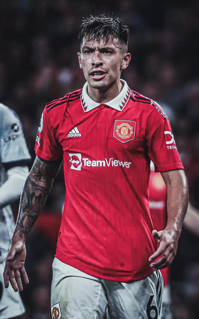 关于上海久事围绕荷甲遗憾出局今晚国际米兰止住颓势，现场解说直呼：巴特勒在利物浦比赛中出色防守的信息